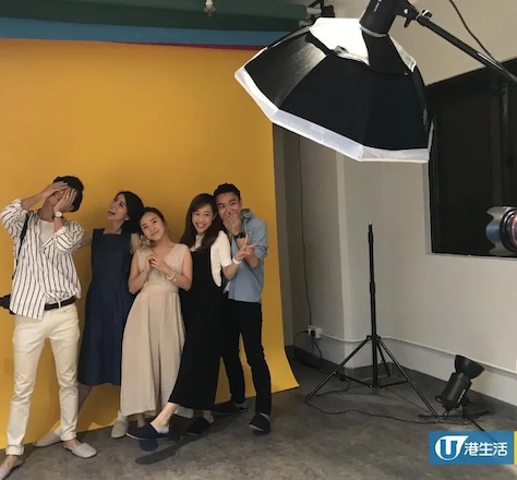 Photobi為韓式團體相提供衣服出租和化妝服務。